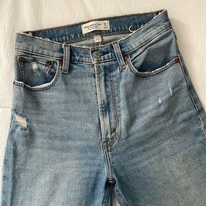 Abercrombie Ankle Straight Ultra High Rise Jeans